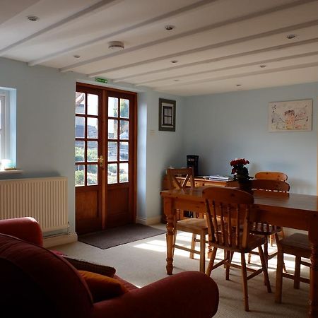 Penybont Bed & Breakfast Aberystwyth Bagian luar foto